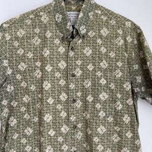 Crossings Med men’s print‎ short sleeve 100% cotton, EUC